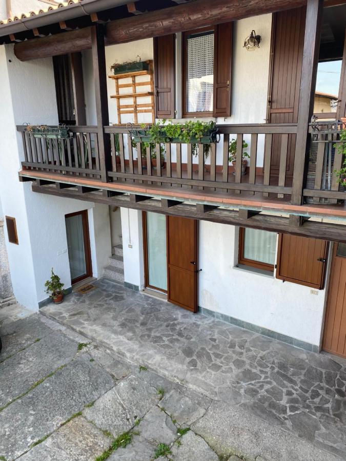 スルツァーノ La Ferienhausヴィラ エクステリア 写真
